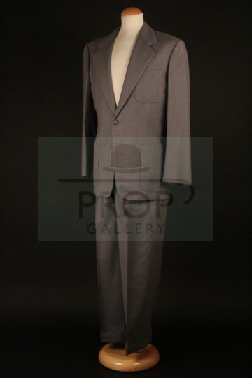 Meyer Lansky (Ben Kingsley) suit