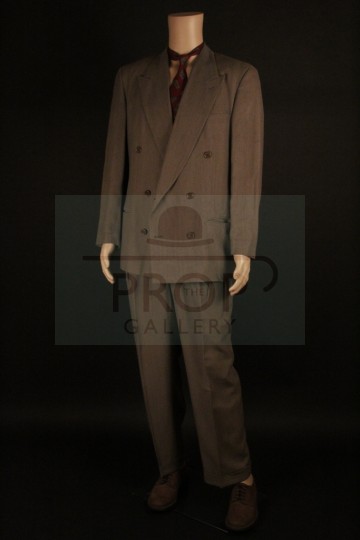 Bruce Wayne (Michael Keaton) suit